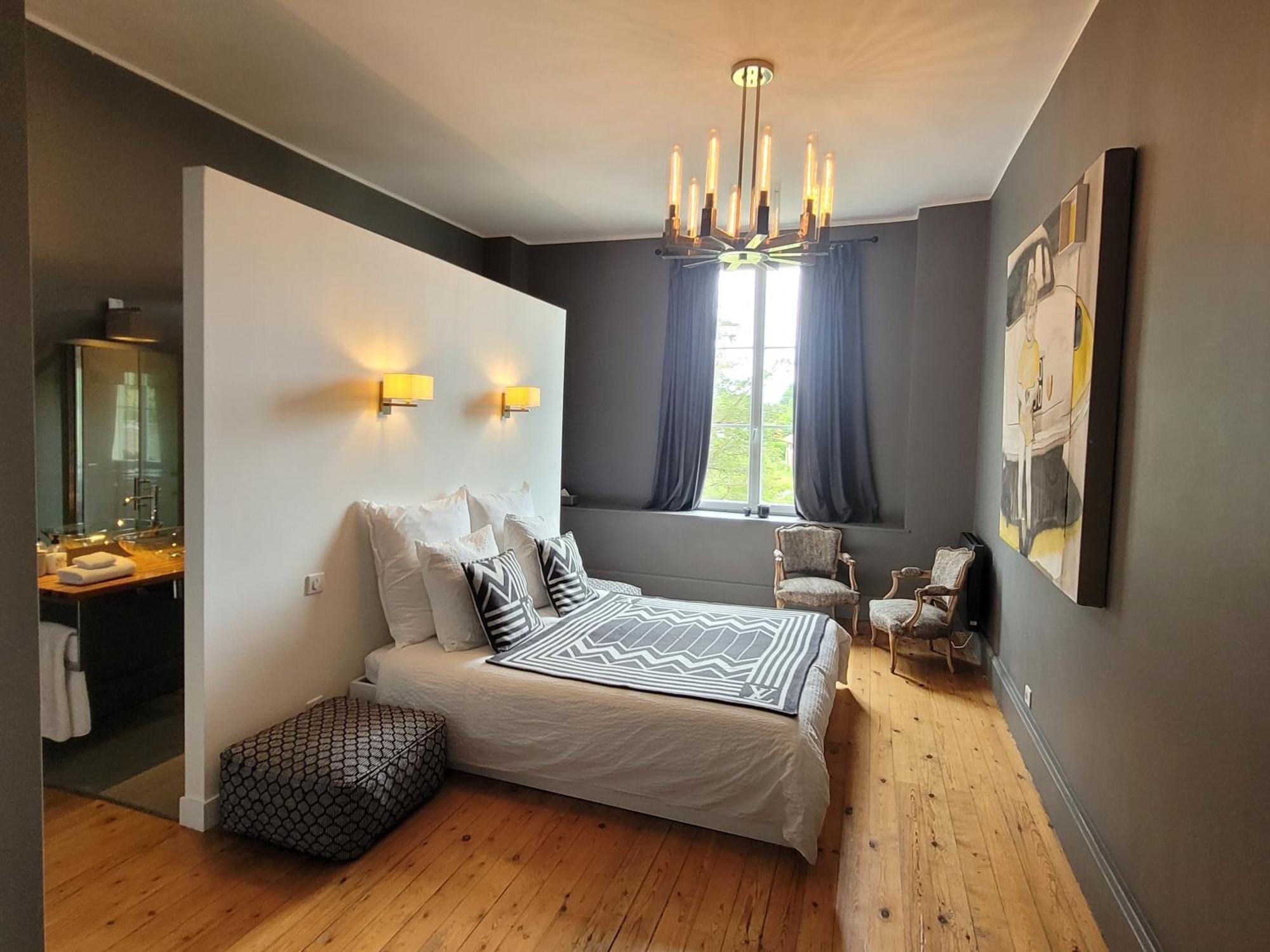 Chateau Bernon Maison D Hotes - Piscine Et Spa Queyrac Eksteriør bilde